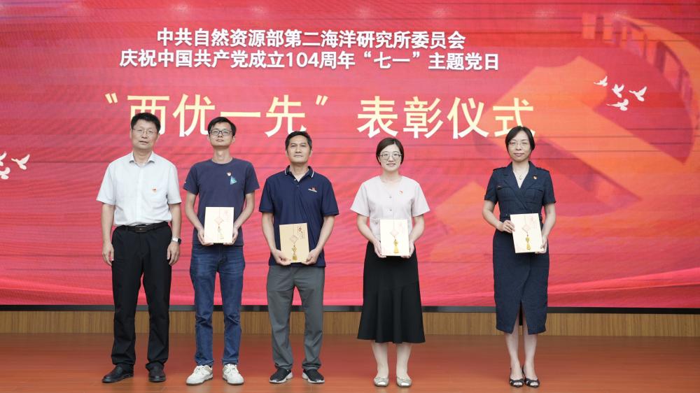 1752027460551973.jpg 1752027460551973.jpg